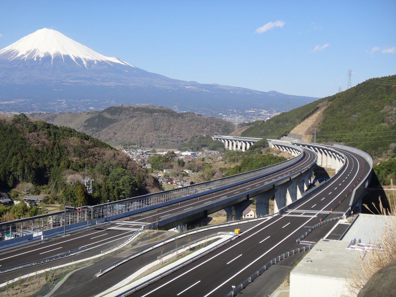 前田道路株式会社